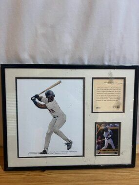 JUAN GONZALEZ TEXAS RANGERS MLB 1993 11"X14" FRAMED ART & PHOTOGRAPH Used Good C